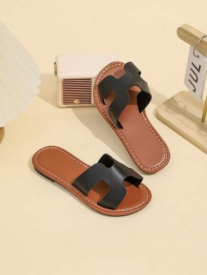 1 par de nuevas sandalias de verano para niños, a juego de colores, sandalias para niños, con suela blanda y moda, sandalias de princesa casuales para niñas pequeñas, zapatos de playa antideslizantes, aptos para interiores y exteriores, también se adaptan a niños pequeños