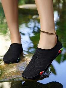 女士户外涉水鞋,速干沙滩鞋,防滑,适合海滩漫步、游泳、钓鱼,轻便透气,女士拖鞋 - 707黑色 - 查看 6