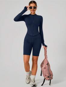 جاكيت يوجا للنساء بياقة عالية وسحاب وأكمام طويلة، ضيق ولين، ملابس يوجا مناسبة للياقة البدنية والرياضة في الخارج في فصل الخريف - أزرق بحري - مشاهدة 5