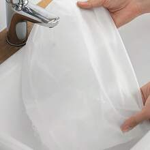 1 pièce de housse de protection anti-poussière pour ventilateur électrique. Protection anti-poussière pour toutes les saisons, pour la maison et le bureau. Facile à utiliser, taille universelle. Accessoire indispensable pour ventilateur.