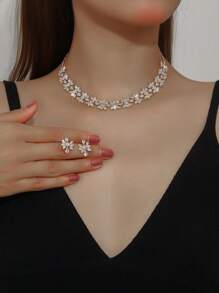 Ensemble de bijoux de luxe et à la mode pour femmes, collier et boucles d'oreilles ornés de strass, parfait pour les mariées, les fêtes et le port quotidien