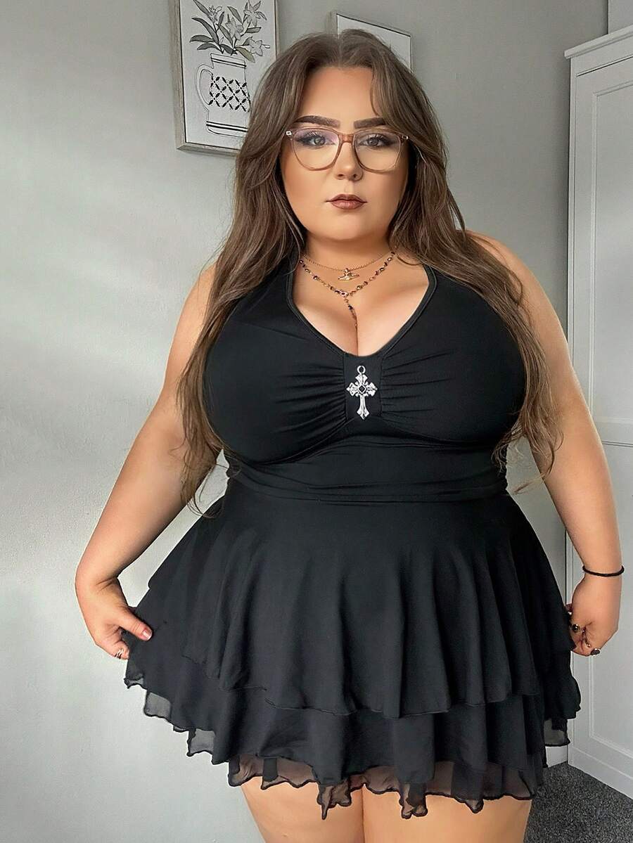 Hourglow 大码女式夏季朋克十字装饰多层吊带迷你连衣裙 - 黑色 - 查看 1