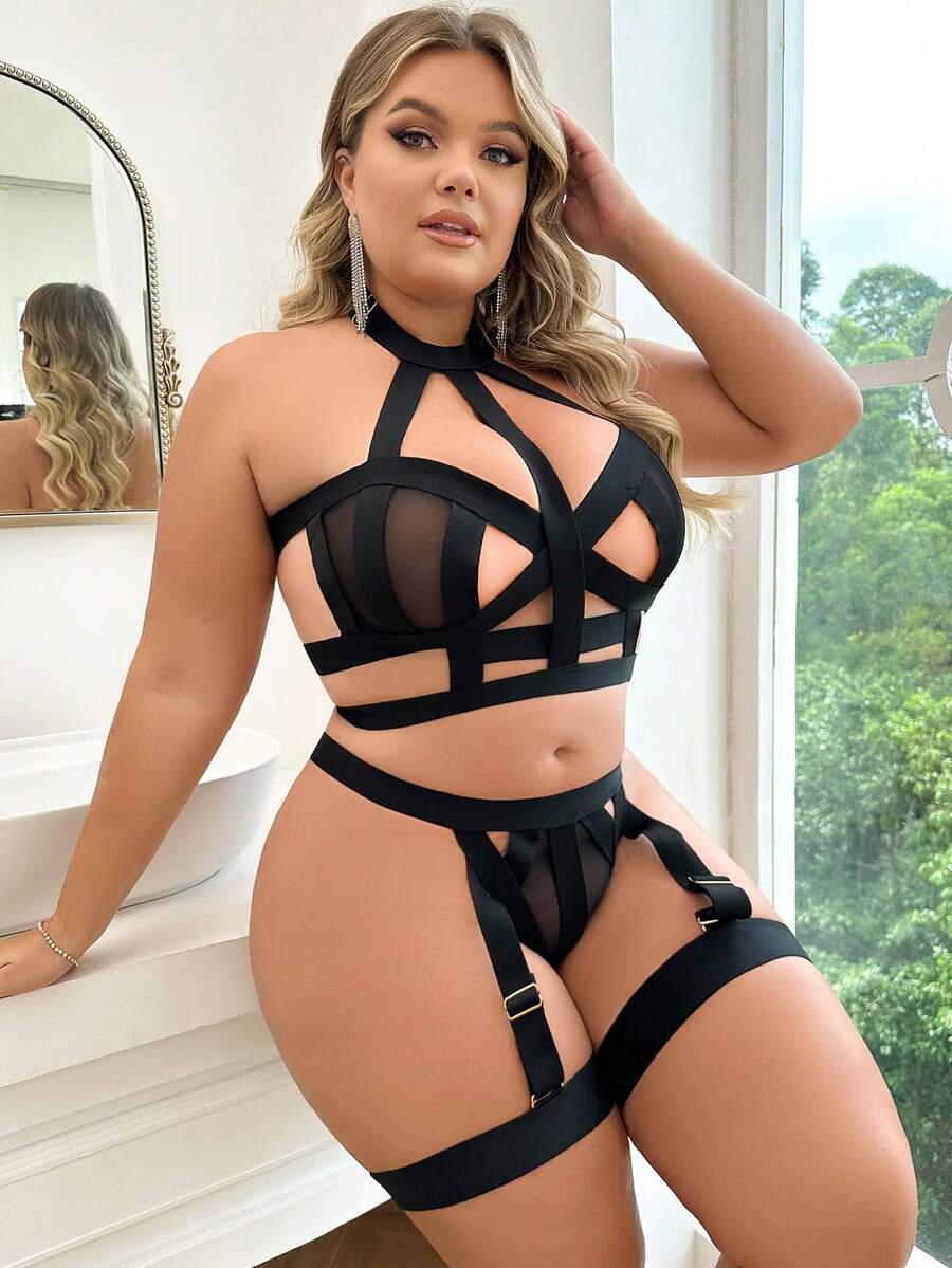Plus Size Women's Strappy Harness Hollow Out 4-Piece Lingerie Set - Criss Cross Bra, Thong & Garters With Free Gift - 黑色 - 查看 1