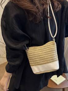 时尚新款撞色拼接迷你休闲单肩编织包，百搭简约海滩度假风女士手提斜挎包，适合逛街、钱包、购物、年轻女性、大学生、新人、白领人士。非常适合办公室、大学、工作、商务、通勤、户外活动、旅行和郊游。 - 彩色 - 查看 5