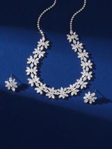 Ensemble de bijoux de luxe et à la mode pour femmes, collier et boucles d'oreilles ornés de strass, parfait pour les mariées, les fêtes et le port quotidien