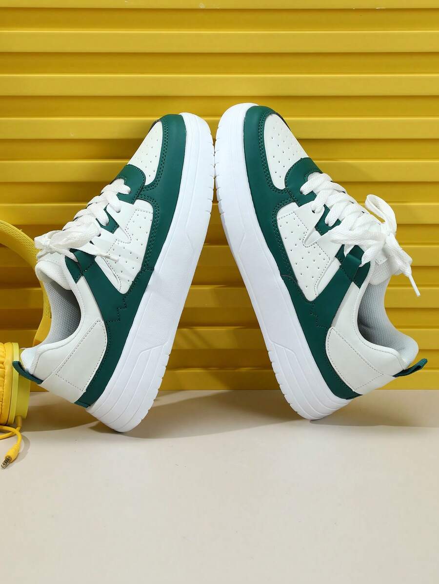 男士软底白色运动鞋，百搭运动鞋，白色带绿色拼接休闲滑板鞋，非常适合节日礼物或派对/街头穿着 - 白綠 - 查看 1
