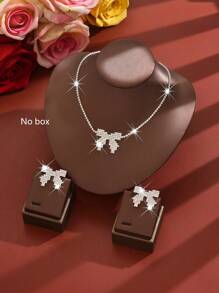 3 PiecesSet Of Fashionable European And American Crystal Bowknot Earrings And Necklaces, Suitable For Weddings, Banquets, Everyday Wear, Parties, And Holiday Gifts