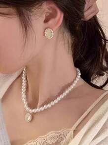3 Stücke/Set elegantes minimalistisches Künstliche Perlen Halskette Set, einzigartiges Design Hochwertige Choker Halskette, geeignet für Frauen Alltagskleidung oder als Geschenk