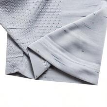 Under Armour Áo thun thể thao cổ tròn unisex, thoáng khí, thấm mồ hôi, nhanh khô, tay ngắn màu xám ôm vừa vặn, áo thun bóng đá dệt kim tay ngắn màu trơn đơn giản thường ngày 25500518-009 - Xám - Xem 5