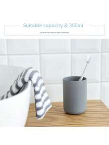 1/2/3 Stück einfacher Spülbecher, schlichte gewöhnliche Zahnputzbecher, Kunststoff Spülbecher, minimalistischer Badezimmerbecher, Badezimmerzubehör, minimalistischer Paar Zahnputzbecher, japanischer praktischer Waschbecher für unterwegs, kreativer einfacher Spülbecher für Zuhause