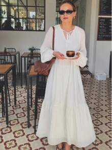 Elegancka sukienka damska w jednolitym kolorze w stylu boho z falbanką u dołu i skręconym przodem, z długim rękawem, jesienno-zimowa sukienka na wakacje, odpowiednia na Halloween i Boże Narodzenie - Biały - Zobacz 4