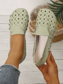 Women's Soft Leather Hollow Breathable Flat Casual Shoes, Rubber Sole Anti-Slip Wear-Resistant Lightweight Loafers, Slip-On Design, Comfortable All-Match Spring/Summer New Korean Style