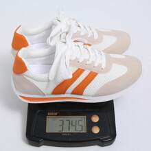 2025 春季新款时尚运动休闲运动鞋，女士透气系带低帮鞋