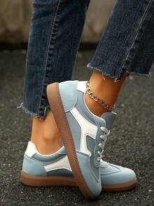 1 par de tênis casuais respiráveis com cadarço, sapatos brancos para adolescentes, adequados para primavera, verão e outono - Azul - Ver 1