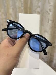 1pc Men's Casual Vintage Square Small Frame Glasses, Suitable For Daily Wear, Summer Beach, Street Shooting - Black Frame Gray Film - View 12