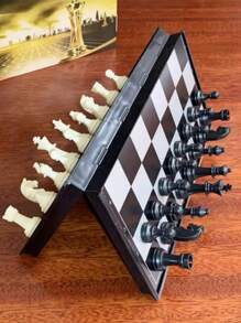 1pc Portable Magnetic Mini Chess-Foldable Lightweight Plastic Board Game, Suitable For Family Gatherings, Birthday Parties And Outdoor Games-Very Suitable For Parties, Weddings And Festivals.
