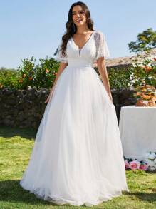 EVERPRETTY Delicate Lace Contrast Mesh Appliques Sheer Short Sleeves White Wedding Dress For Spring Garden Wedding Ceremony, Bride