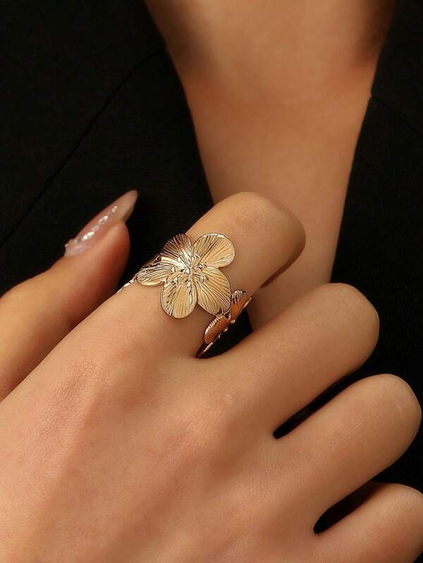 1pc Textured Flower Ring For Women, Fashionable, Adjustable Open Design, Suitable For Party & Daily Wear