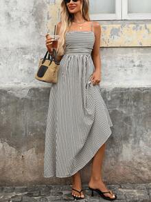 Gestreiftes gewebtes Lässig Kleid mit gerüschtem Saum, geeignet für Hochzeit