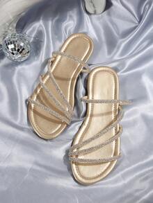 女士时尚水晶装饰平底凉鞋，百搭款式，适合约会、购物、派对、通勤、度假和休闲居家穿着，春夏穿搭之选。 - 金色 - 查看 6