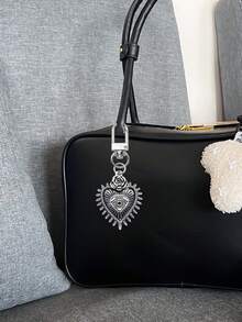 Mặt dây chuyền hợp kim phong cách Gothic cổ điển, móc khóa thời trang, được trang trí bằng thánh giá, hình trái tim và mắt quỷ - Có thể dùng làm phụ kiện trang trí cho ví, ba lô, hộp đựng tai nghe, v.v., hoặc làm móc khóa hình vòng cho hành lý và xe hơi - Một món trang sức duy nhất toát lên bầu không khí lãng mạn huyền bí, là món quà lý tưởng cho các lễ hội của phụ nữ, đồ trang trí mặt dây chuyền, móc khóa thời trang, văn phòng phẩm độc đáo, phụ kiện ba lô và là món quà sinh nhật hoàn hảo. - Nhiều màu - Xem 7