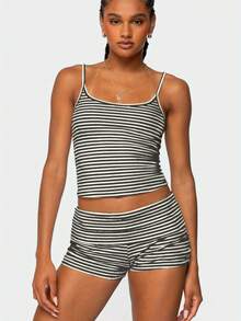 Conjunto de 2 piezas de verano para mujer, camisola corta con estampado de rayas y pantalones cortos con cintura doblada para club, ropa de calle de moda - Colores mixtos - Ver 1