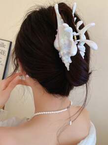 1 pieza Clip de pelo con concha de mar perlada y colorida, accesorio de pelo con estilo de playa elegante y de moda, adecuado para uso diario, casual, vacaciones en la playa, fotografía, clip de pelo con animal marino, nueva llegada de primavera y verano, regalo para amigos, accesorios de pelo, elegantes pinzas para el cabello, artículos escolares, accesorios de otoño para la universidad