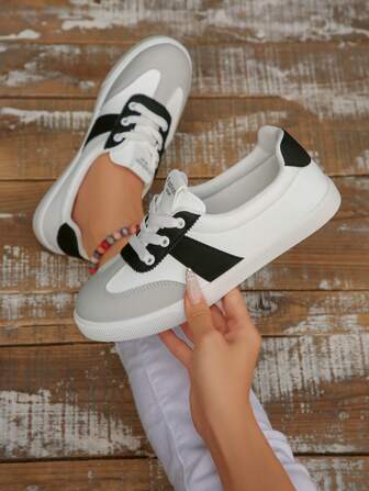 秋冬 1 双黑白加大码户外休闲运动鞋，女式几何图案系带舒适滑板鞋，百搭圆头休闲鞋，四季皆宜，女式运动鞋