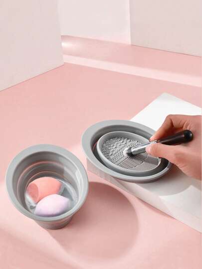mulynsie 1 pieza Recipiente plegable de silicona para limpiar brochas de maquillaje, se puede reciclar. Alfombrilla portátil para limpiar brochas. Herramientas de limpieza, secado y lavado de brochas de belleza, polvos y esponjas. Caja de limpieza en seco rápida para herramientas de maquillaje