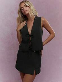 SJD MODA LADY 2 Piece Western Front Set With Bow Detail On Vest And Mini Short Skirt, Women's Casual With Slit, Brown Regular Fit Short Skirt With Lace Up Front, Women's Sets, Spring/Summer, Daily Casual Wear - 黑色 - 查看 7