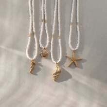 1pc 2025 Summer Beach Small Rice Pearl Necklace With Miniature 18K Gold Plated Stainless Steel Seahorse, Shell, And Starfish Pendant For Women, Casual And Resort Wear
