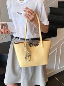 极简风纯色休闲女士托特包，精致五金挂件装饰单肩包，休闲百搭风校园学生包，磁扣开合多功能轻便收纳腋下包