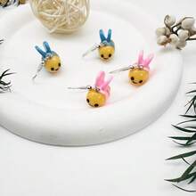 1對卡通蜜蜂設計3d吊墜耳環，帶油滴效果女式，可愛派對首飾 - 黃色 - 查看 4