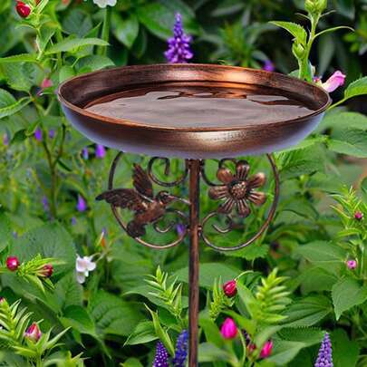 1pc Vintage Countryside Metal Garden Bird Bath, Outdoor Wildlife Feeder, Weather-Resistant Leaf Pattern Design, No Wires, No Batteries Required, Suitable For Backyard Bird Feeding, Attracting Small Birds, Yard And Lawn Decor, Perfect Gift For Bird Lovers