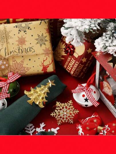 Ensemble de 4 ronds de serviette en forme d'arbre de Noël, ronds de serviette argentés en forme de flocon de neige, série de décorations de table pour Noël et Thanksgiving, ronds de serviette dorés, convient pour les décorations de table de Noël, les banquets, les rassemblements familiaux, les dîners, les décorations de mariage et les réceptions quotidiennes