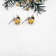 1對卡通蜜蜂設計3d吊墜耳環，帶油滴效果女式，可愛派對首飾 - 黃色 - 查看 7