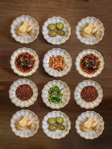 1件/2件/4件/6件/8件日式窑烧菊花陶瓷调味碟,复古花朵陶瓷碟盘,家用酱油醋碟,番茄沙拉酱碟,黄油碟,小吃碟,餐厅上菜餐具 - 彩色 - 查看 24