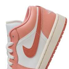 WMNS AIR JORDAN 1 LOW 篮球鞋，轻盈缓震，女士综合健身训练鞋，DC0774-180 - 帆白/茜草根紅 - 查看 7