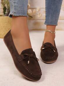 女士新款百搭蝴蝶结鞋，复古深棕色仿麂皮材质，舒适休闲平底鞋，适合春秋季穿着