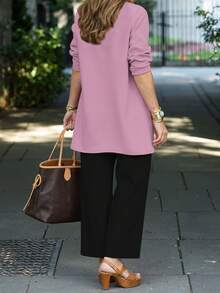 Bộ 3 món: Áo khoác màu trơn thường ngày + Áo thun cổ tròn không tay + Quần ống đứng cạp chun, chất liệu mềm mại, co giãn, dáng rộng thoải mái, thích hợp cho mùa xuân/thu/đông. - Hồng nhạt + đen - Xem 4