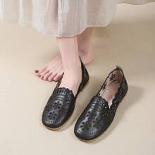 Chaussures plates évidées rétro pour femmes, modèle de base, convient pour le printemps et l'été