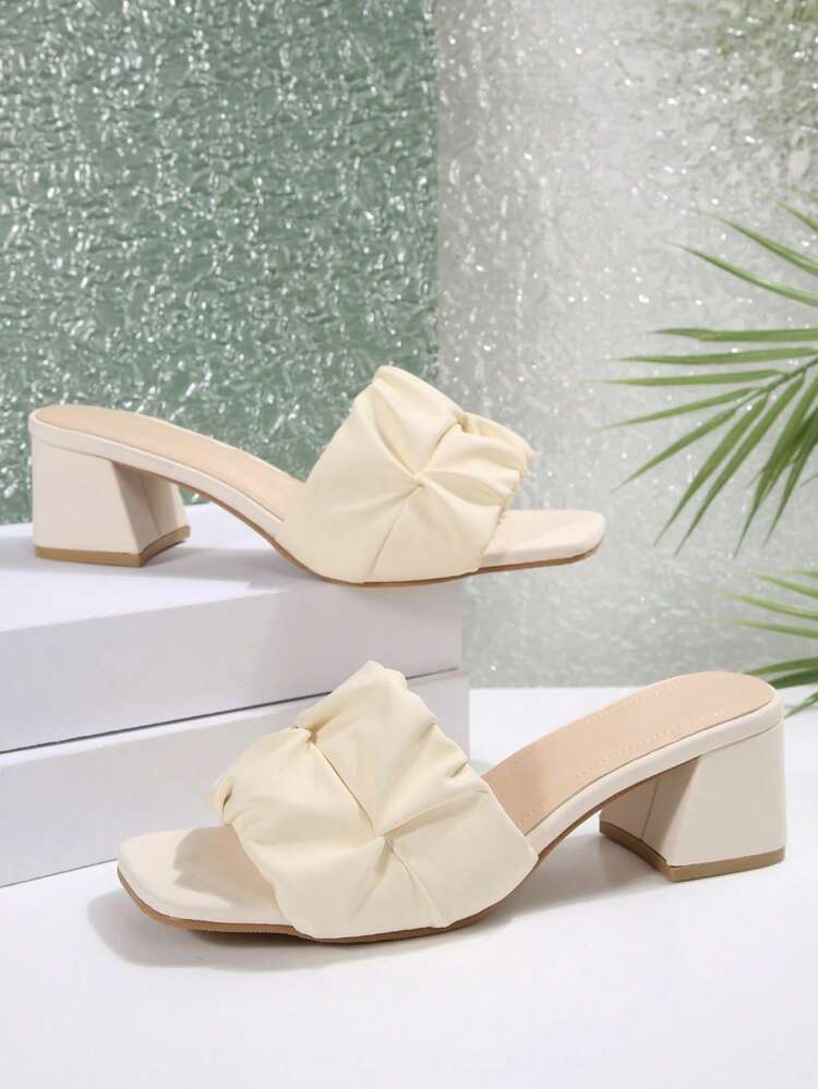 1 par de sandalias de tacón alto con tira cruzada, decoración de rhinestone y punta abierta para mujeres y adolescentes. Altura del tacón de 5 cm, adecuado para mayores de 15 años, apto para viajes, vacaciones, moda casual, fiestas, escuela, playa, primavera/verano 2026. Pedir 1 talla talla grande grande para pies anchos, pedir 1 talla talla grande pequeña para pies estrechos. - Beis - Añade 5