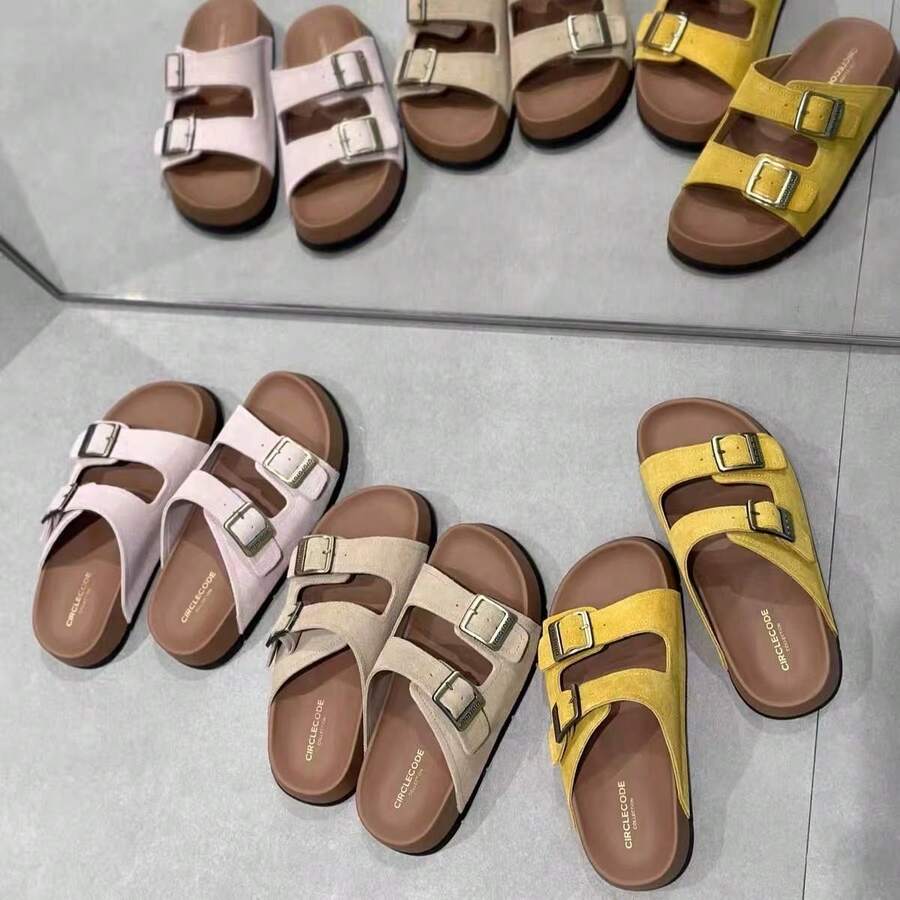 Women Athletic & Outdoor Sandals & Slides - 米 - 查看 1