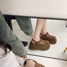 Women Platforms & Wedge Sandals