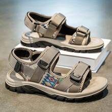 Men Athletic & Outdoor Sandals & Slides - 卡其 - 查看 1