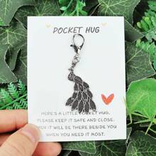 1 件/2 件复古金属孔雀钥匙扣，配有“POCKET HUG”陪伴卡，精致的复古设计，非常适合鼓励礼物、友谊礼物、纪念礼物，适合送给朋友和家人，适合用作钥匙扣、包包配件、汽车配件、可爱哥特 Y2k