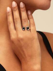 1pc Spanish Vintage Style Silver-Plated Ring With Gray Crystal, Open Adjustable Ring For Women, Party, Music Festival, Birthday Gift