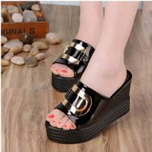 Women Platforms & Wedge Sandals
