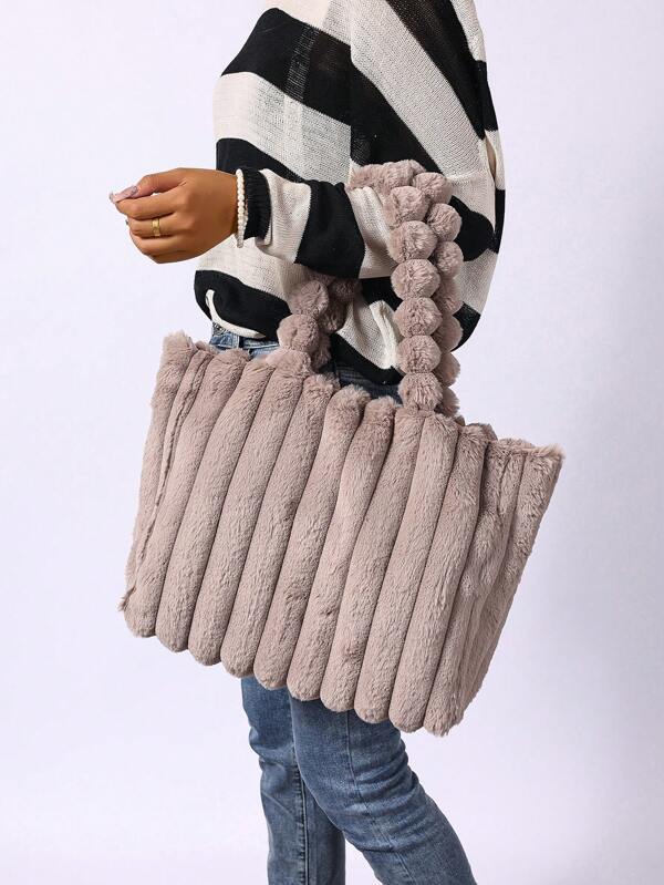 1pc Oversized Plush Tote Bag, Fashionable With Metal Chain And Fuzzy Fur Accent, Beige, Autumn/Winter