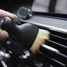 Sanrio Car Interior Dust Removal Brush, Air Outlet Brush, Car Interior Gap Curve Cleaning Brush, Soft Bristle Cleaning Brush